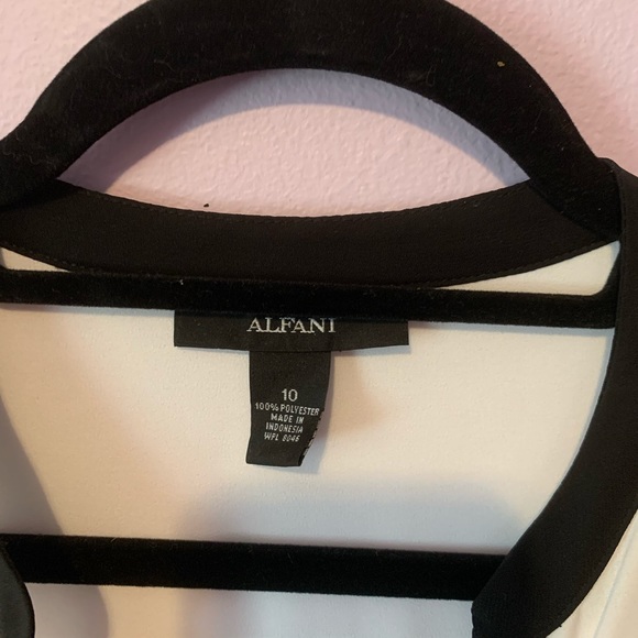 B&W Button-up Blouse - Picture 3 of 5